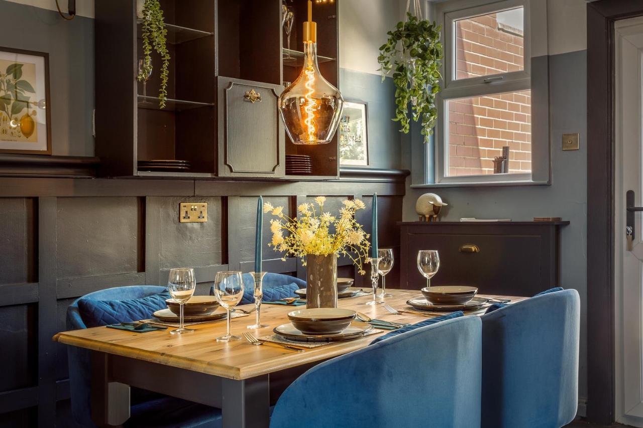 Stylish Romantic Country Escape Near Chester Christleton Bagian luar foto